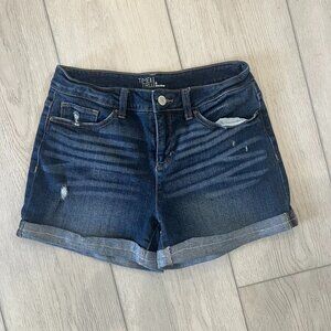 Time and Tru Mid-Rise Cuffed Denim Shorts